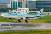 Korean Air Airbus A330-323X (HL7710) at  Seoul - Incheon International, South Korea