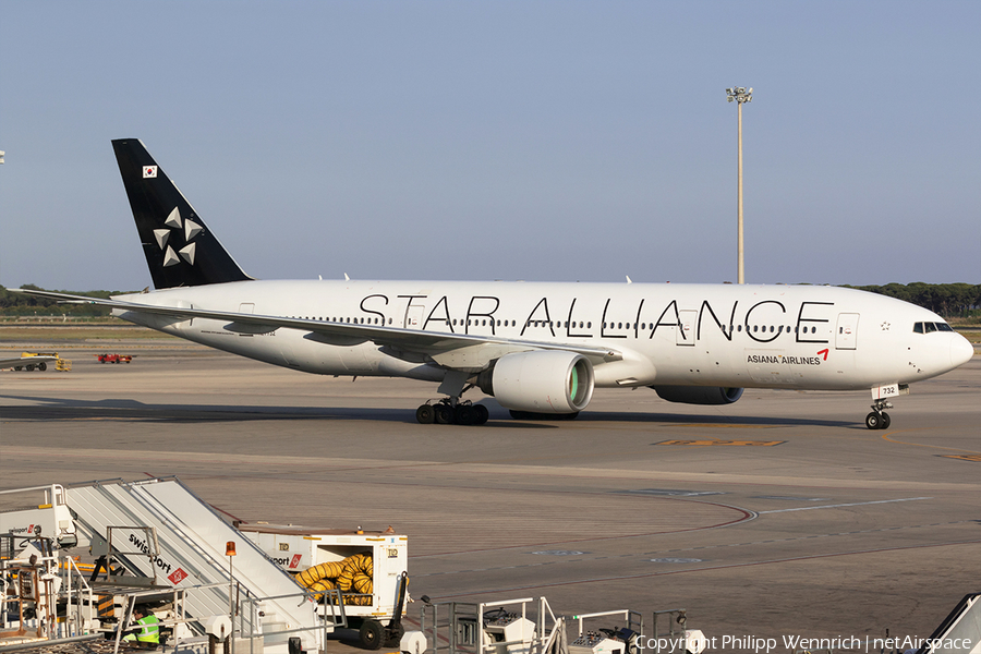 Asiana Airlines Boeing 777-28E(ER) (HL7732) | Photo 328799