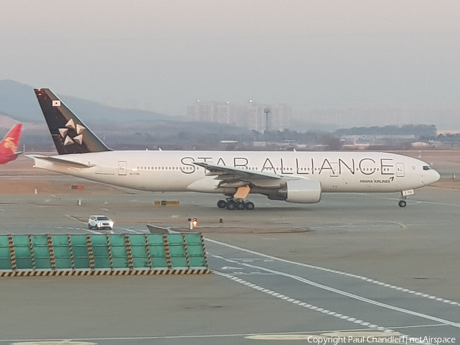 Asiana Airlines Boeing 777-28E(ER) (HL7732) | Photo 286851