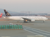 Asiana Airlines Boeing 777-28E(ER) (HL7732) at  Seoul - Incheon International, South Korea