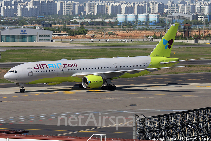 Jin Air Boeing 777-2B5(ER) (HL7733) | Photo 370653