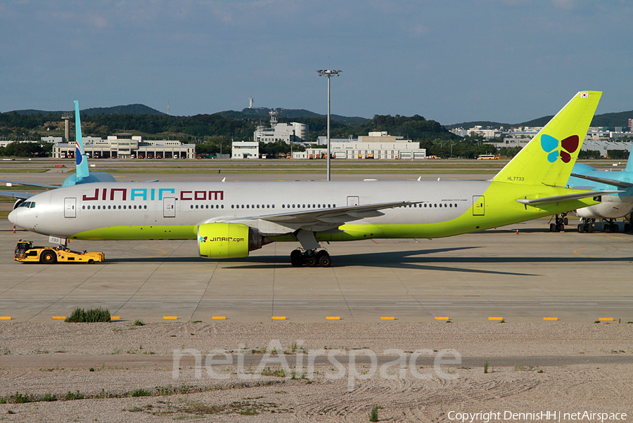 Jin Air Boeing 777-2B5(ER) (HL7733) | Photo 348962