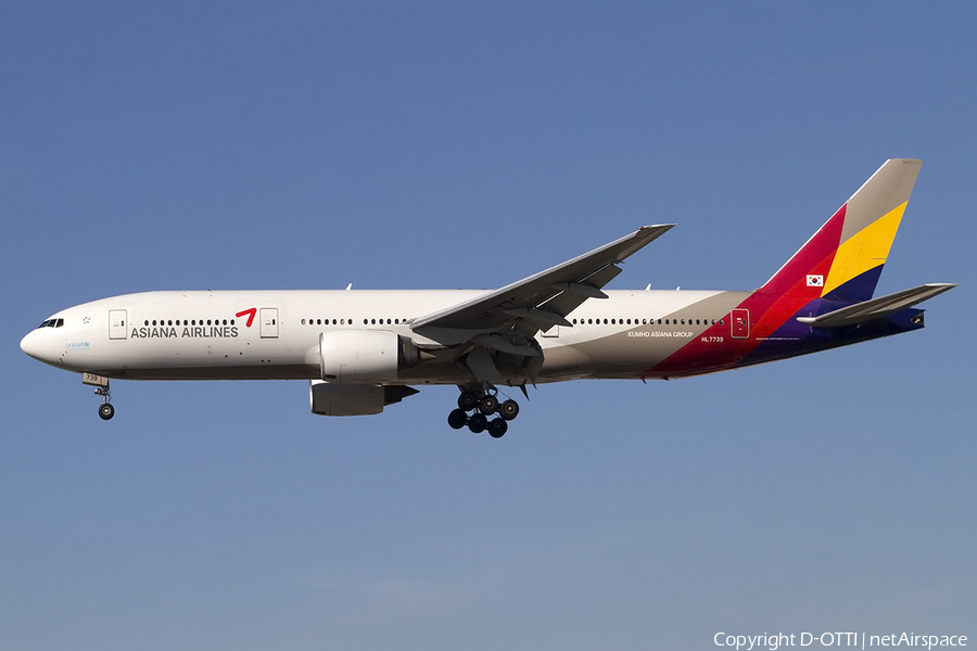 Asiana Airlines Boeing 777-28E(ER) (HL7739) | Photo 457896