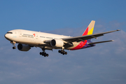 Asiana Airlines Boeing 777-28E(ER) (HL7739) at  Sydney - Kingsford Smith International, Australia