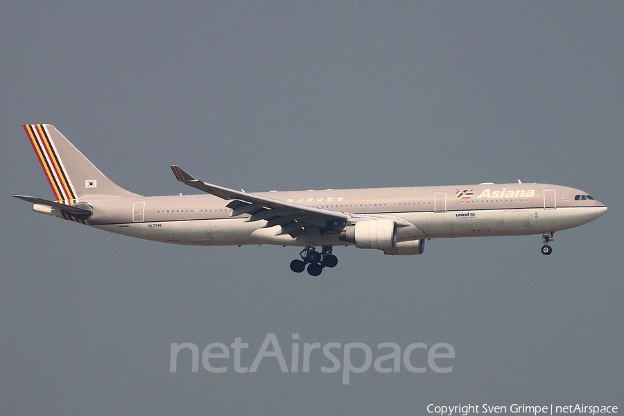 Asiana Airlines Airbus A330-323X (HL7746) | Photo 21671