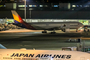 Asiana Airlines Airbus A330-323X (HL7754) at  Tokyo - Haneda International, Japan