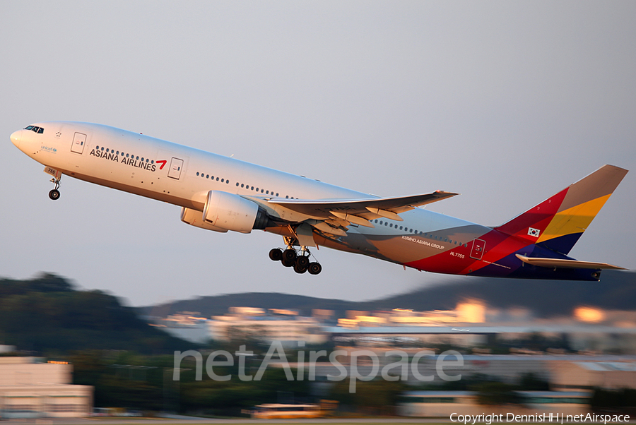 Asiana Airlines Boeing 777-28E(ER) (HL7755) | Photo 348988