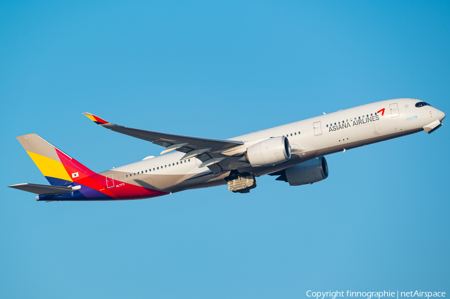 Asiana Airlines Airbus A350-941 (HL7771) | Photo 600532