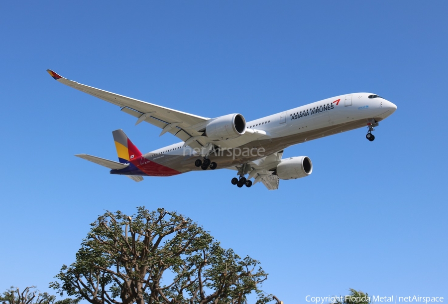Asiana Airlines Airbus A350-941 (HL7771) | Photo 608052