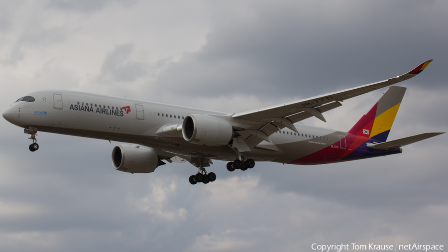 Asiana Airlines Airbus A350-941 (HL7771) | Photo 328191