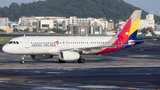 Asiana Airlines Airbus A320-232 (HL7772) at  Jeju International, South Korea