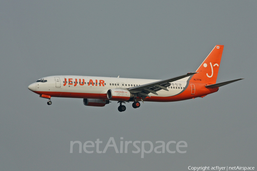 Jeju Air Boeing 737-85F (HL7779) | Photo 381183