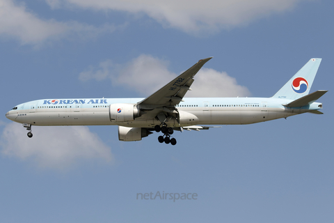 Korean Air Boeing 777-3B5(ER) (HL7782) at  Singapore - Changi, Singapore