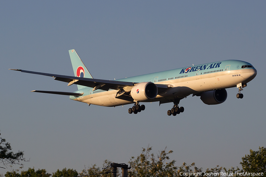 Korean Air Boeing 777-3B5(ER) (HL7784) | Photo 168927