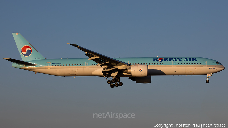 Korean Air Boeing 777-3B5(ER) (HL7784) | Photo 194413