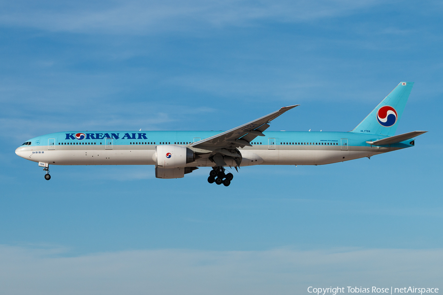 Korean Air Boeing 777-3B5(ER) (HL7784) | Photo 298457