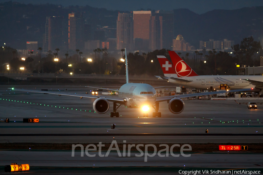 Korean Air Boeing 777-3B5(ER) (HL7784) | Photo 43389