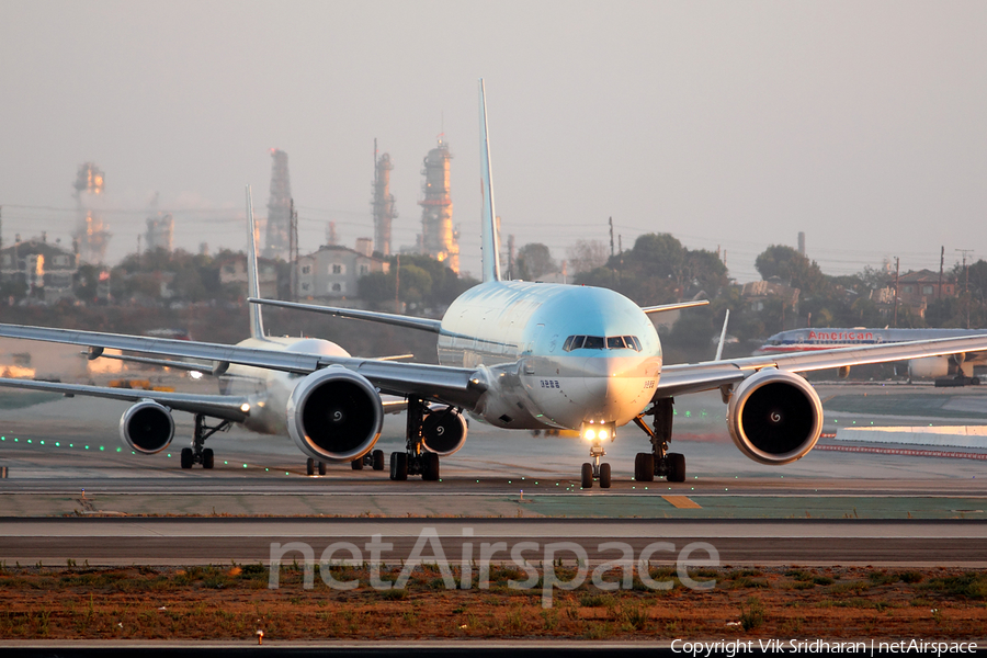 Korean Air Boeing 777-3B5(ER) (HL7784) | Photo 58135