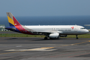 Asiana Airlines Airbus A320-232 (HL7788) at  Jeju International, South Korea