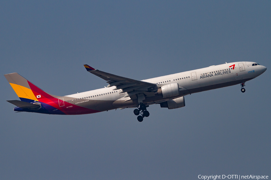 Asiana Airlines Airbus A330-323E (HL7793) | Photo 398096