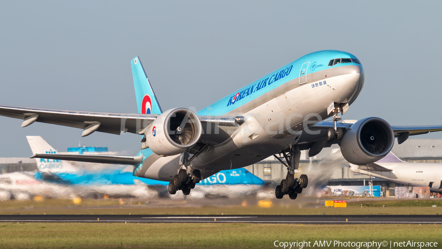 Korean Air Cargo Boeing 777-FB5 (HL8005) | Photo 97521