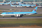 Korean Air Boeing 777-3B5(ER) (HL8009) at  Seoul - Incheon International, South Korea