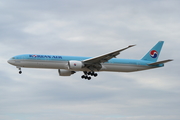 Korean Air Boeing 777-3B5(ER) (HL8011) at  Frankfurt am Main, Germany