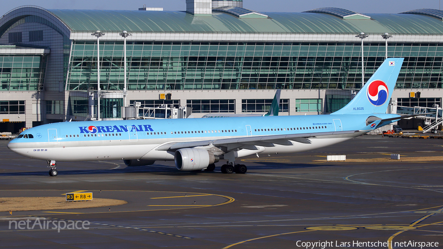 Korean Air Airbus A330-323 (HL8025) | Photo 200461