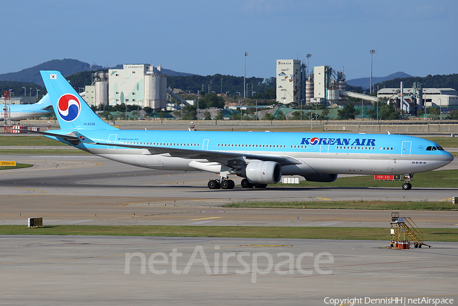 Korean Air Airbus A330-323X (HL8026) | Photo 348953