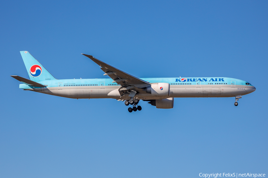 Korean Air Boeing 777-3B5(ER) (HL8041) | Photo 539518