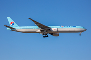 Korean Air Boeing 777-3B5(ER) (HL8041) at  Frankfurt am Main, Germany