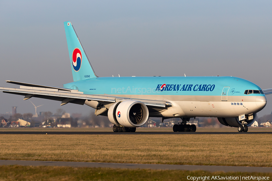 Korean Air Cargo Boeing 777-FB5 (HL8045) | Photo 300730