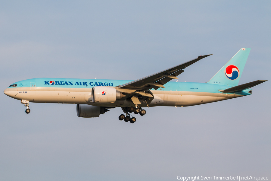 Korean Air Cargo Boeing 777-FEZ (HL8075) | Photo 352157