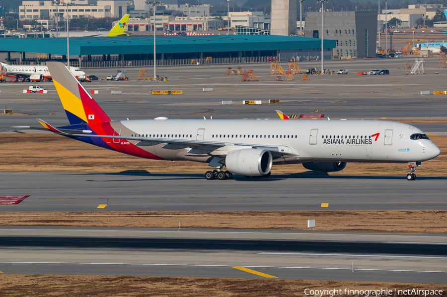 Asiana Airlines Airbus A350-941 (HL8079) | Photo 600467