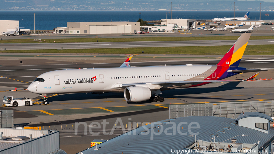 Asiana Airlines Airbus A350-941 (HL8079) | Photo 251672