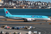 Korean Air Boeing 787-9 Dreamliner (HL8082) at  Boston - Logan International, United States
