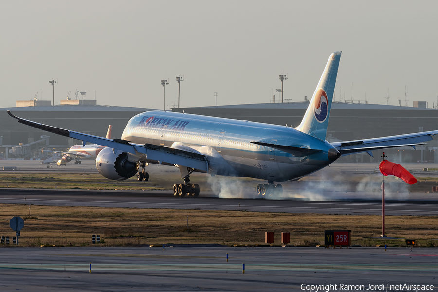 Korean Air Boeing 787-9 Dreamliner (HL8084) | Photo 367433