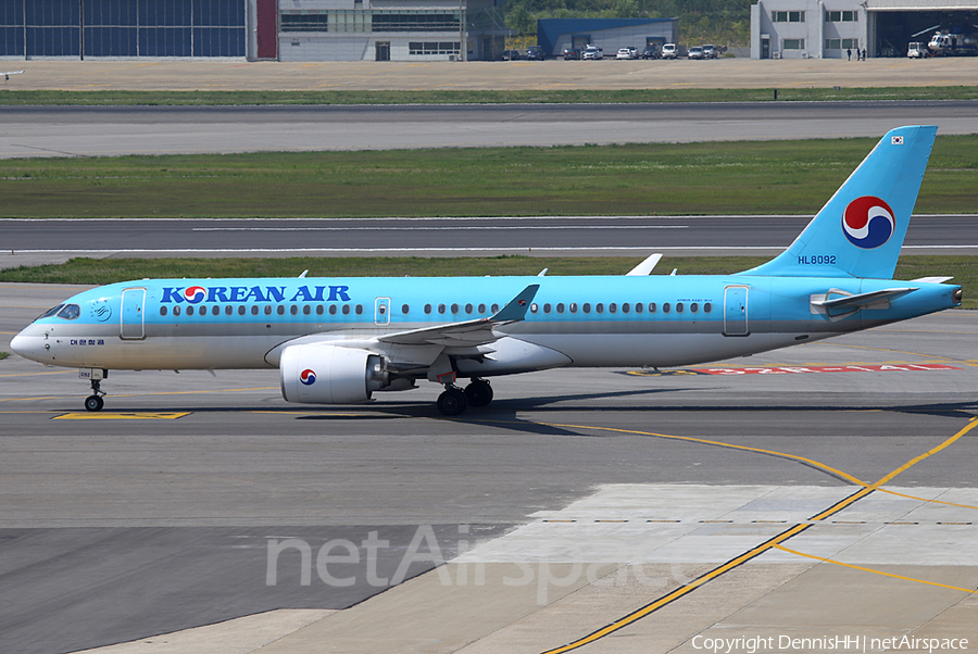 Korean Air Airbus A220-300 (HL8092) | Photo 433397