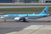 Korean Air Airbus A220-300 (HL8092) at  Gimpo - International, South Korea