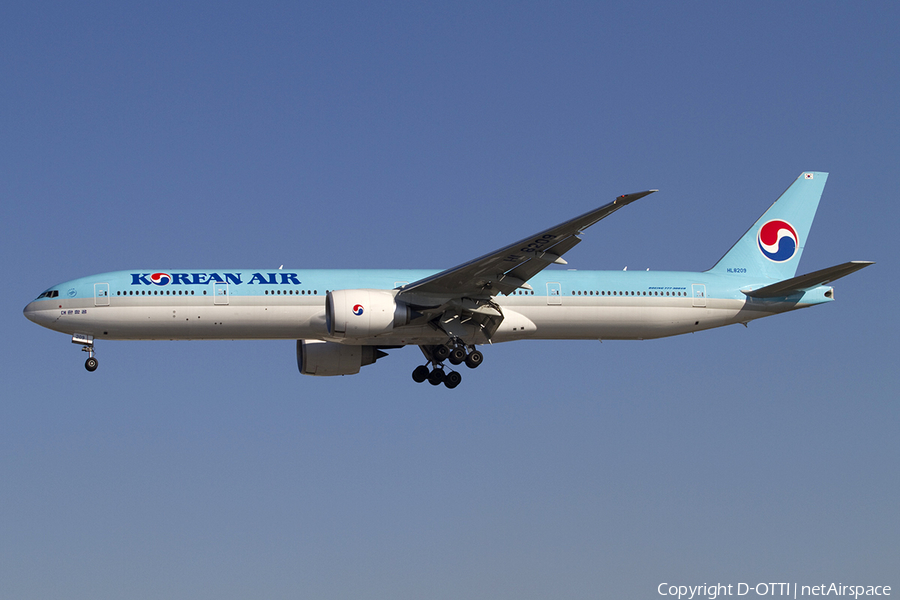 Korean Air Boeing 777-3B5(ER) (HL8209) | Photo 337755