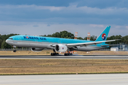 Korean Air Boeing 777-3B5(ER) (HL8210) at  Frankfurt am Main, Germany