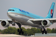 Korean Air Airbus A330-223 (HL8211) at  Las Vegas - Harry Reid International, United States