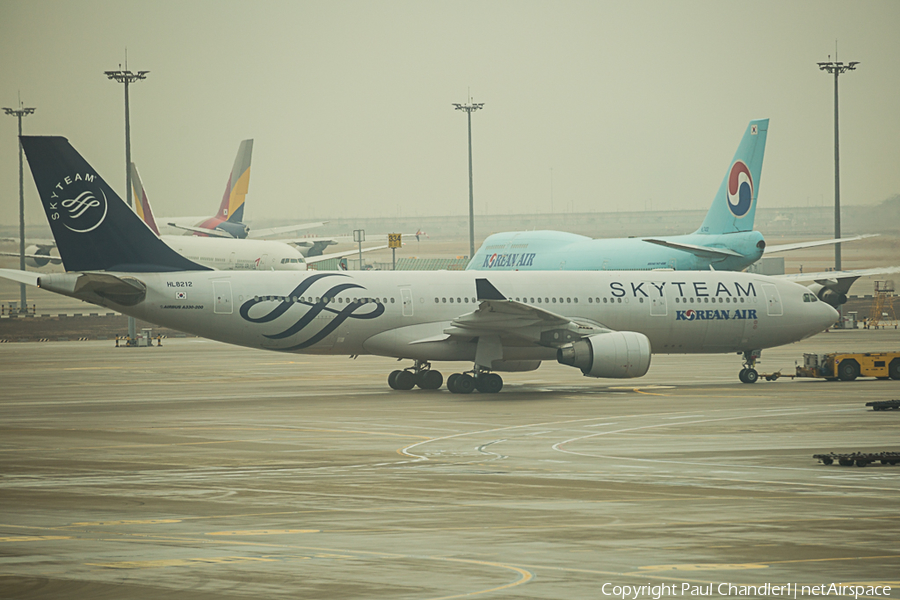 Korean Air Airbus A330-223 (HL8212) | Photo 371089