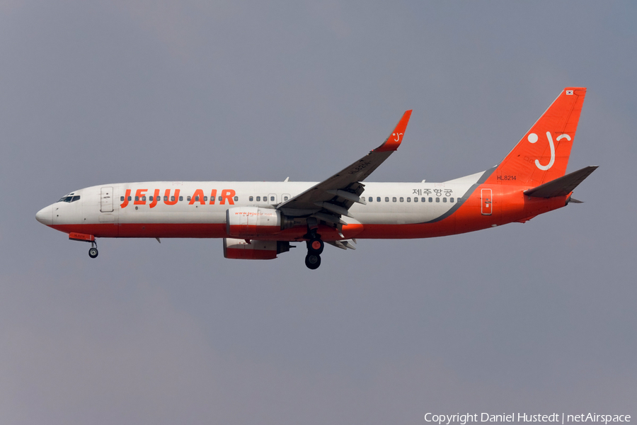 Jeju Air Boeing 737-86N (HL8214) | Photo 644065