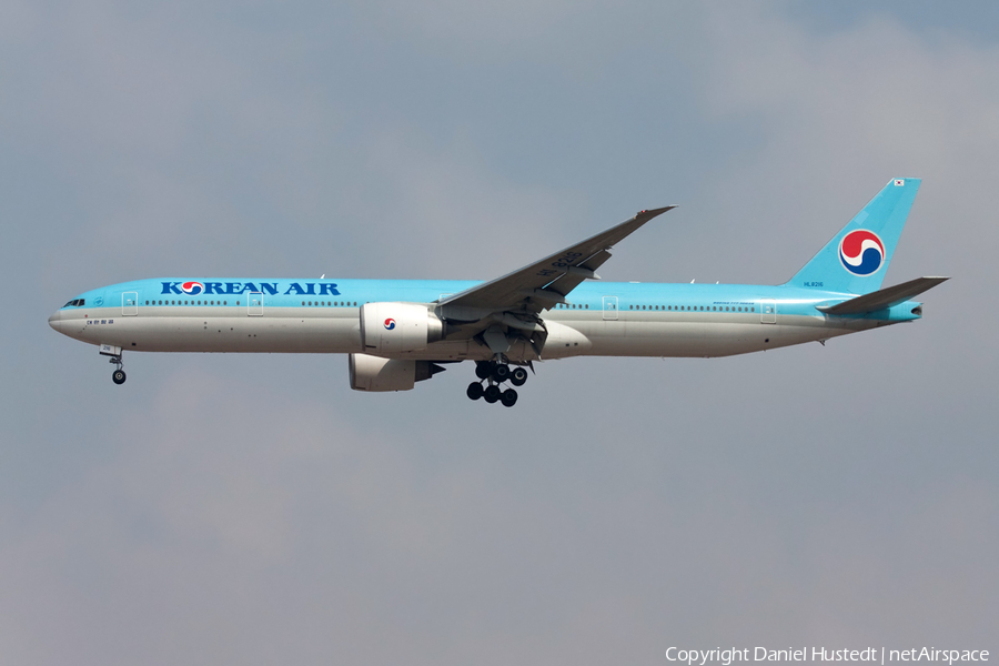 Korean Air Boeing 777-3B5(ER) (HL8216) | Photo 644066