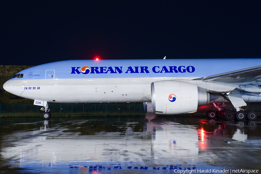 Korean Air Cargo Boeing 777-FB5 (HL8226) | Photo 294114