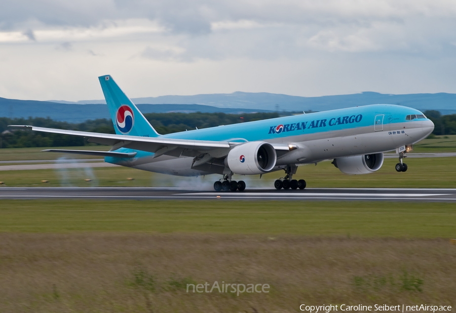 Korean Air Cargo Boeing 777-FB5 (HL8226) | Photo 107183