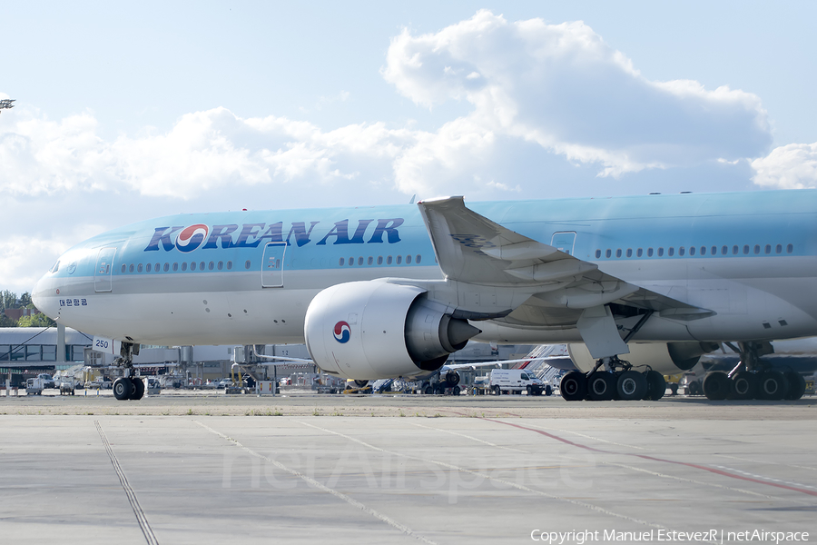 Korean Air Boeing 777-3B5(ER) (HL8250) | Photo 178754