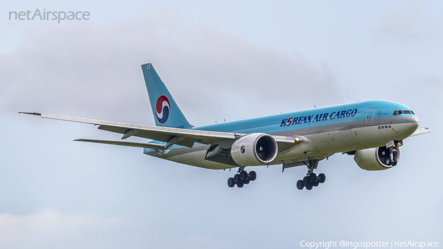 Korean Air Cargo Boeing 777-FB5 (HL8252) | Photo 367495