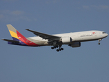 Asiana Airlines Boeing 777-28E(ER) (HL8254) at  Rome - Fiumicino (Leonardo DaVinci), Italy